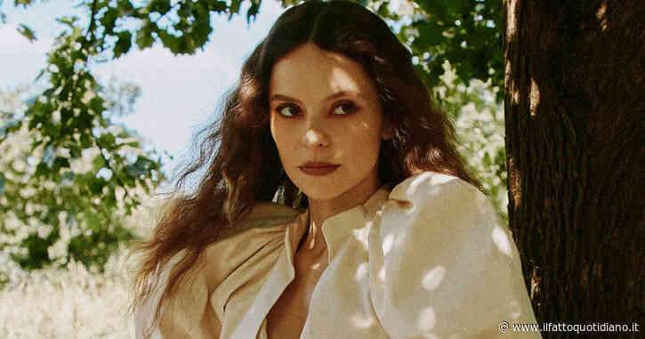 Francesca Michielin: “Che tempi di me**a di finto ordine, ma di vera guerra. La libertà di Emma e la mia danno fastidio. Mi sposo con Davide, che è empatico e vede il buono in ogni cosa”