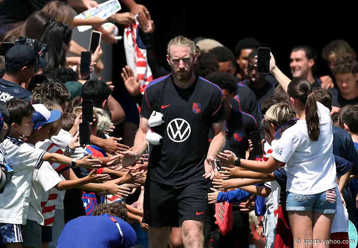 USMNT gets big welcome as World Cup base camp opens in Southern California