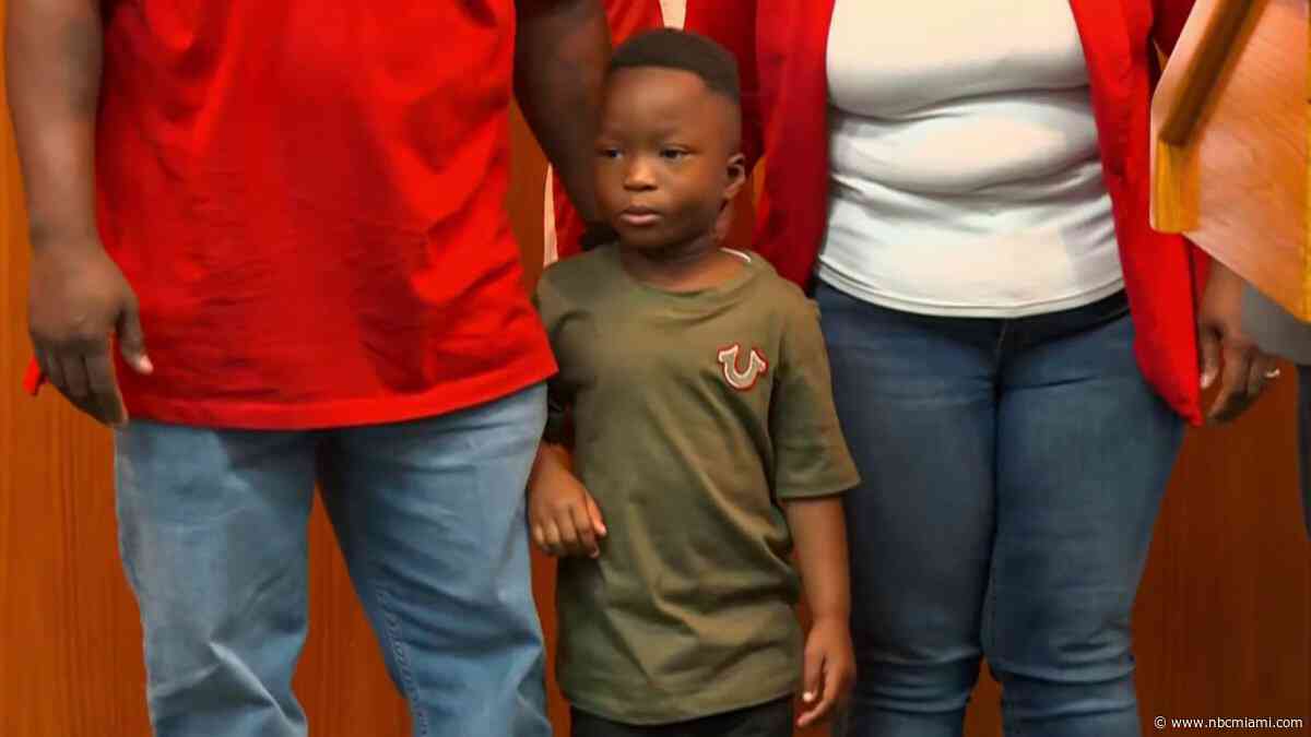 5-year-old reunites with off-duty first responders who saved him from drowning