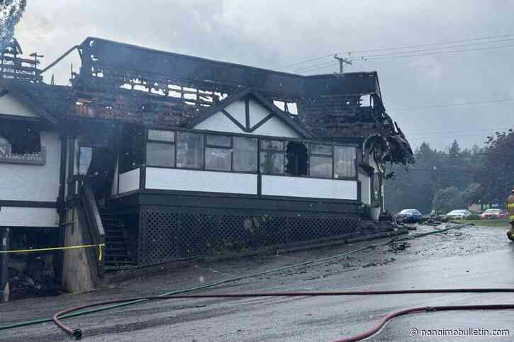 Police investigating Vancouver Island restaurant fire appeal for witnesses