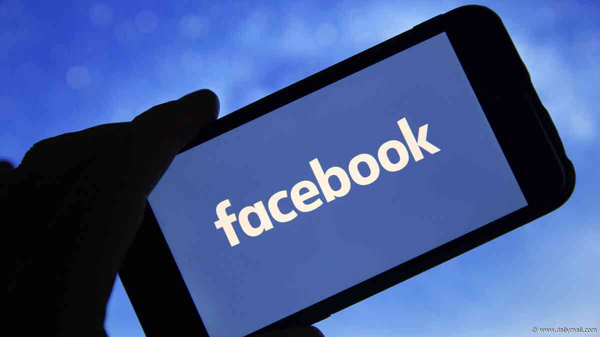 The Morning Poll: Should under-16s be banned from using social media?