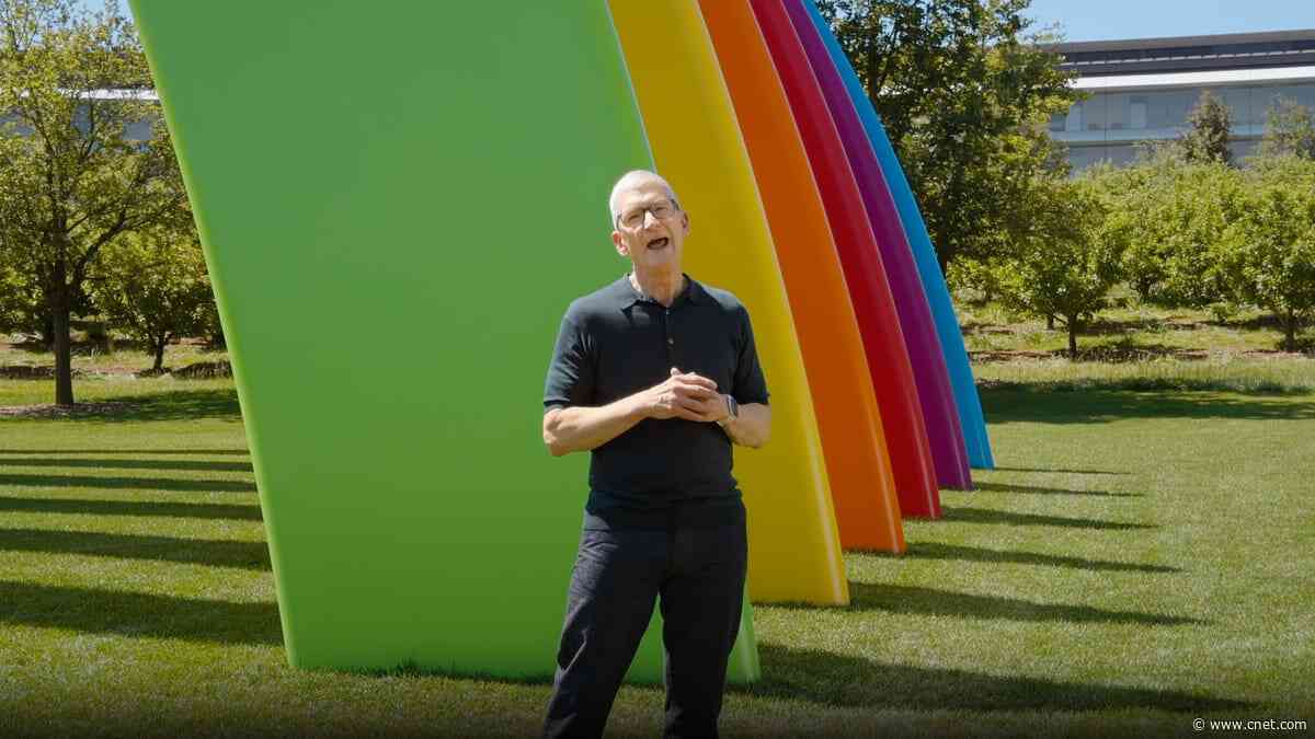 Apple Did What Google Couldn't: Talk to Me Like a Real Person. I'm Impressed