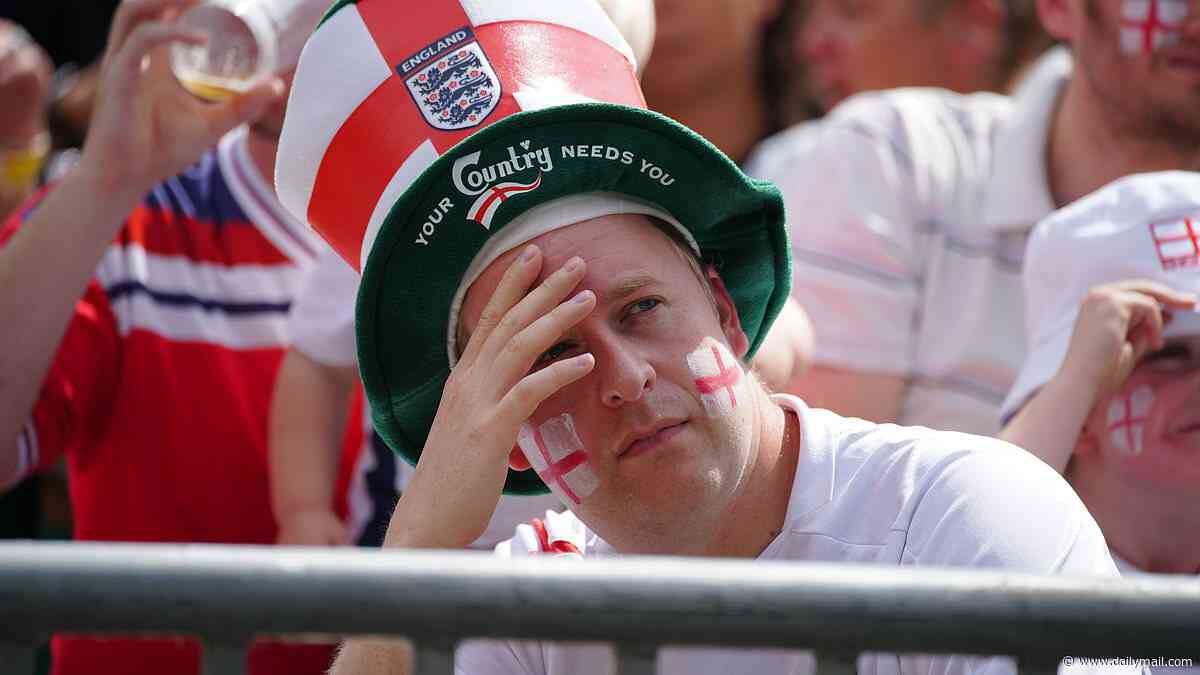 England fans warned not to score any 'phone goals' during the World Cup - by doomscrolling instead of watching the action