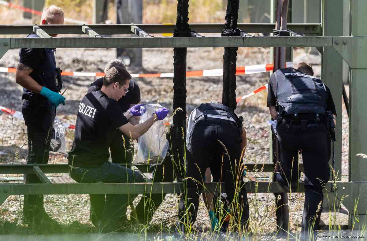 Ermittler prüfen Hinweise auf Brandstiftung in Umspannwerk