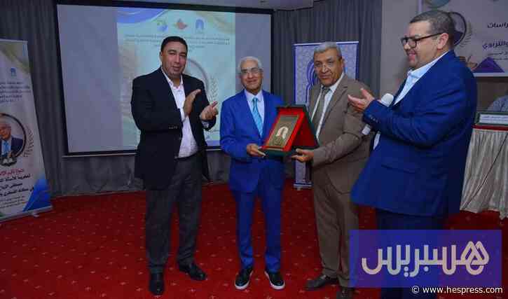 مبادرة تكرم مصطفى الزباخ في فاس