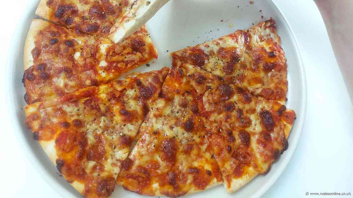 I compared 5 Aldi cheese and tomato pizzas — and the best one wasn't the most expensive