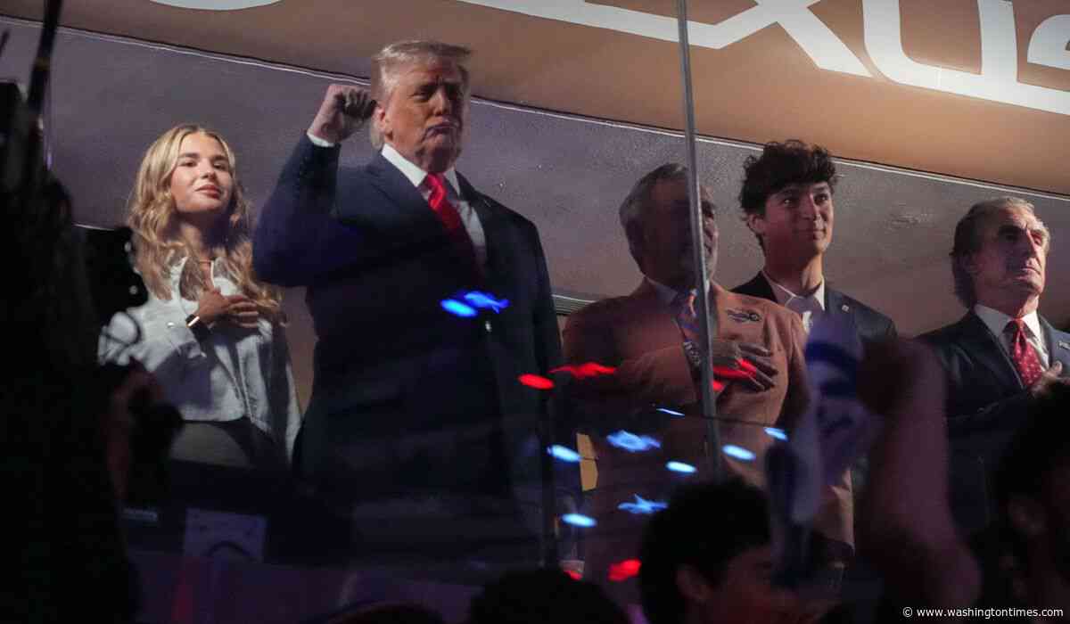 Welcome to New York: Trump booed during national anthem, though crowd reserves biggest ire for Spurs