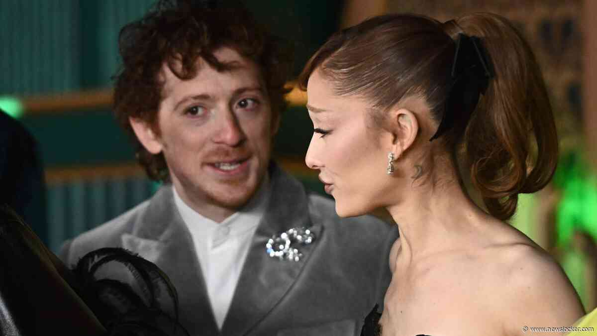 Popster Ariana Grande en acteur Ethan Slater na drie jaar uit elkaar: ’Ze zijn nog steeds vrienden’