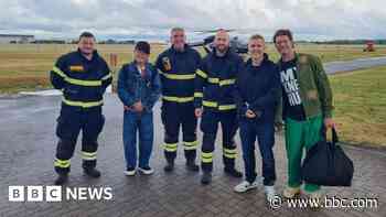 Never Forget: Take That mark airport's final flight