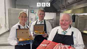Making 9,500 burgers for Take That fans