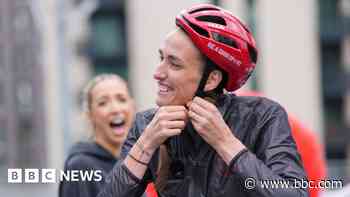 Jill Scott begins 388-mile Sport Relief challenge