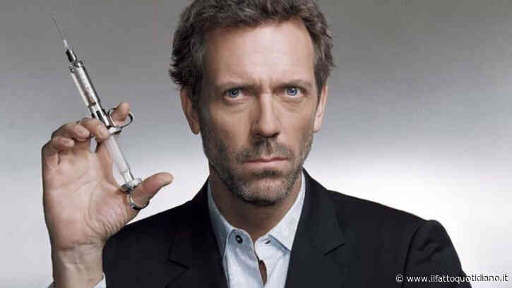“Dici che Dr. House è tutto uguale. Se tutto ciò che vedi è ospedale, medical blah blah, allora non era destinato a te”: Hugh Laurie si infuria con una giornalista. Lei replica: “Trolling piuttosto orribile”