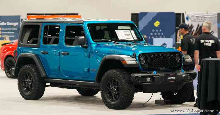 Jeep richiama oltre 1,3 milioni di auto dei suoi modelli più venduti: “Rischio incendio”