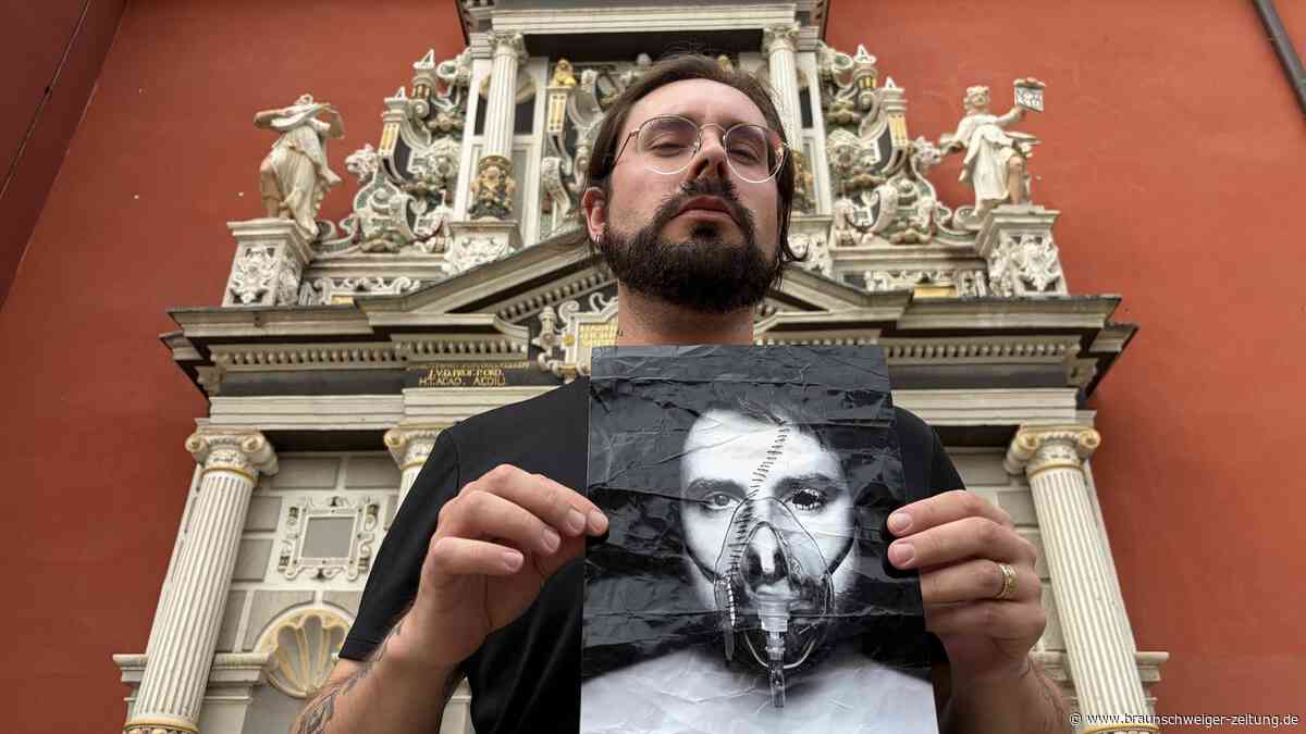 Grabesstimme und Grufti-Bilder: Schöninger Künstler veröffentlicht schräges Album