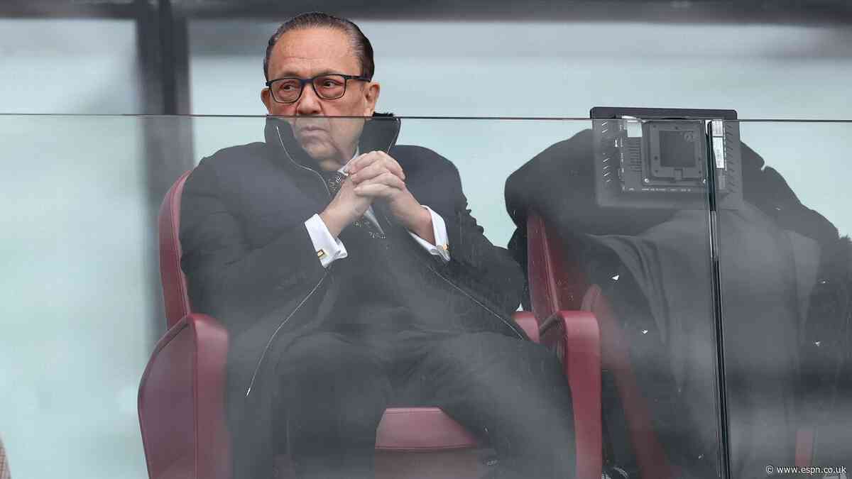 Football reg. speaking to West Ham over Sullivan