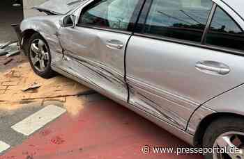POL-DU: Aldenrade: Autofahrer bei Unfall schwer verletzt