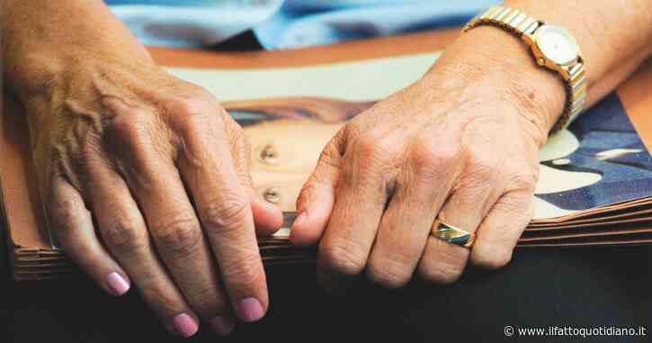 Quando una donna denuncia, è spesso sola e vulnerabile. Possibile che certa stampa non lo capisca?