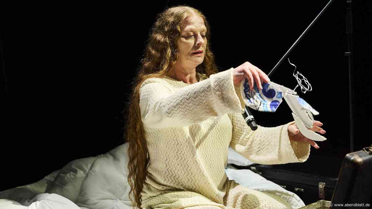 Schauspielhaus: Was tun gegen bohrenden Liebeskummer? Was gegen Einsamkeit?
