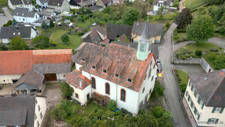 Vom Gotteshaus zum Zuhause: Wie lebt es sich in einer Kirche?