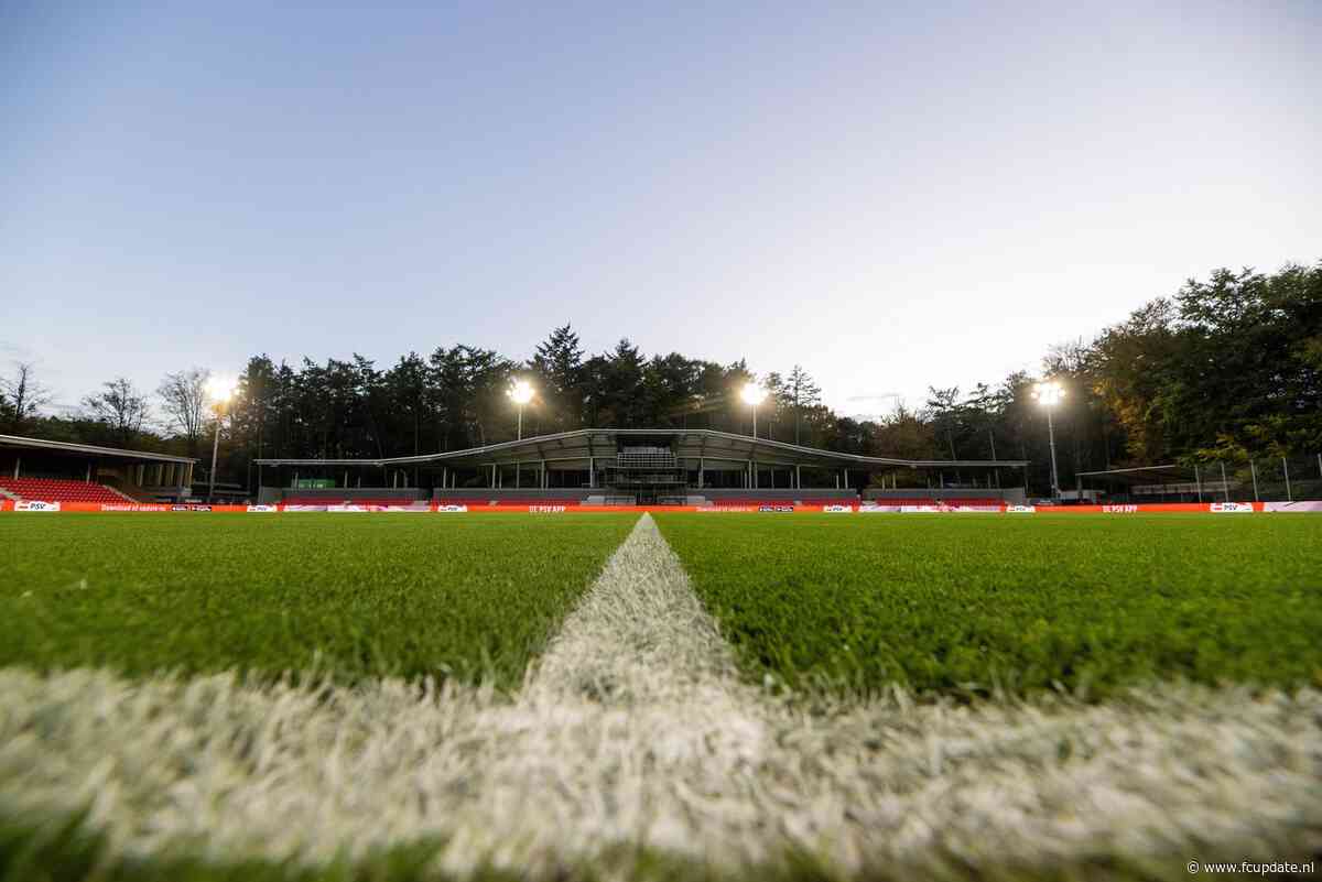 PSV pikt bij Ajax weggestuurde jeugdinternational gratis op