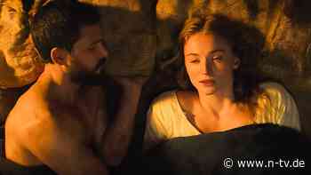 Im Bett mit Sophie Turner: Kit Harington erinnert sich an "ekelhafte" Sexszenen