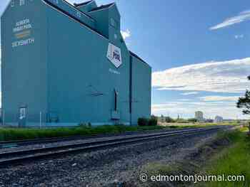 Police arrest 13-year-old for uttering threats against students at northwestern Alberta school