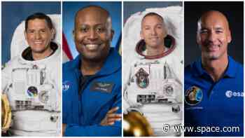 NASA reveals Artemis 3 astronaut crew