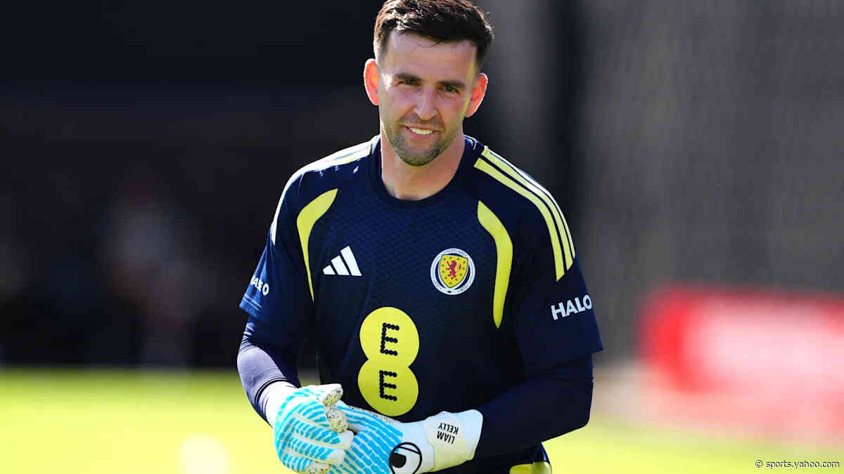 Scotland's Kelly extends 'special' Rangers stay