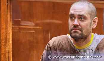 Nick Reiner seeks access to $1.5M trust fund to pay for defense in parents' murder case
