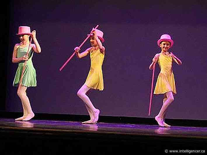 A razzle dazzle show for ballet school