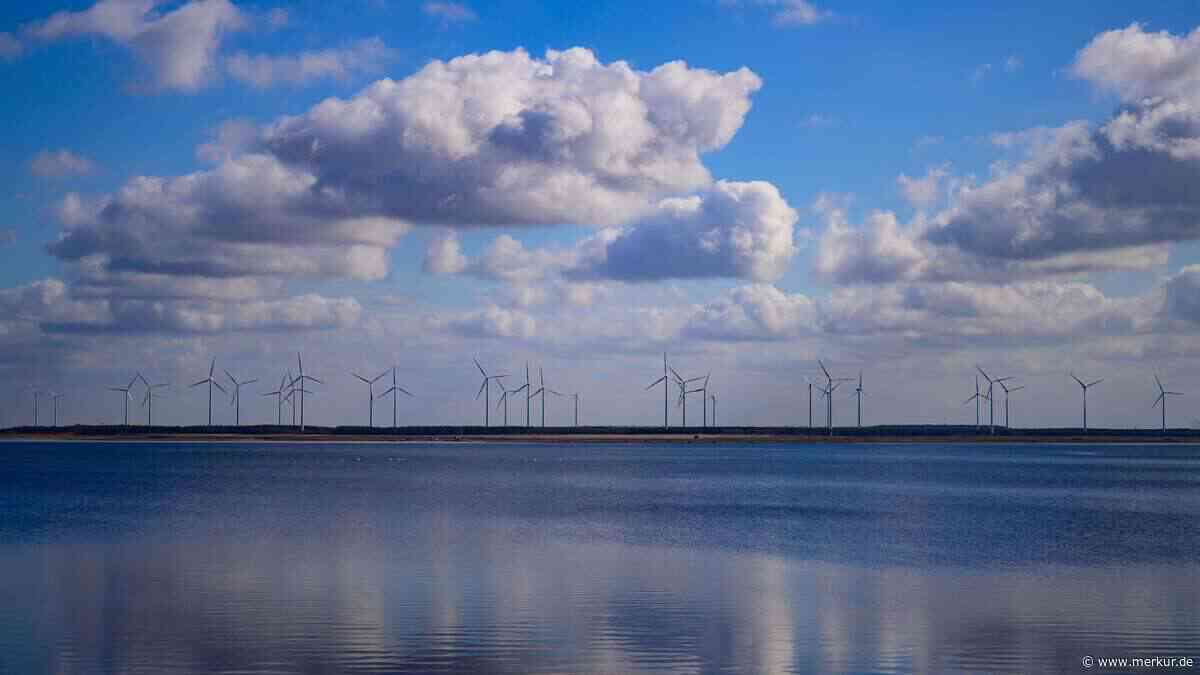 Windkraft treibt Exporte an: Deutschland liefert wieder mehr Strom ins Ausland