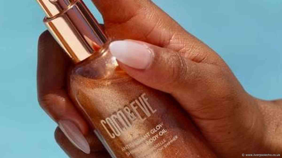 The 'stunning' £22 shimmer body oil for glowing skin on holiday