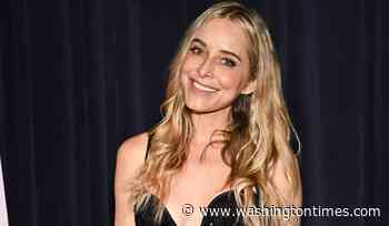 Jenny Mollen 'prays' at least one of her sons will be gay amid backlash
