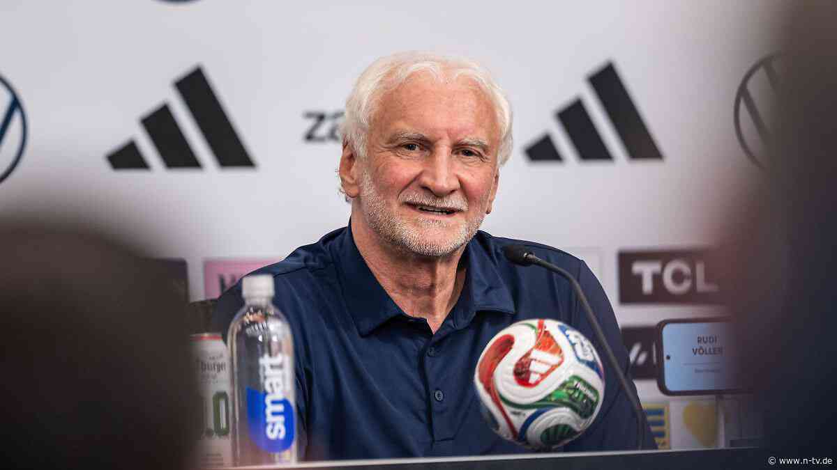 Nach Schiri-Eklat: Der Bauch von Rudi Völler ahnt weiteres WM-Unheil