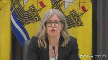 N.B. Premier urges Ottawa to ban social media for teens under 16