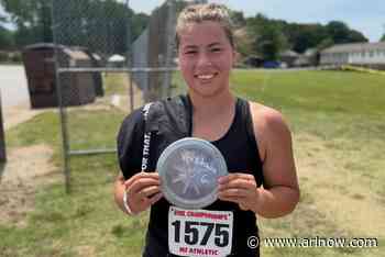 Yorktown senior wins state discus title, catches in softball final in one busy day