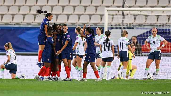French defeat condemns Republic of Ireland to play-offs