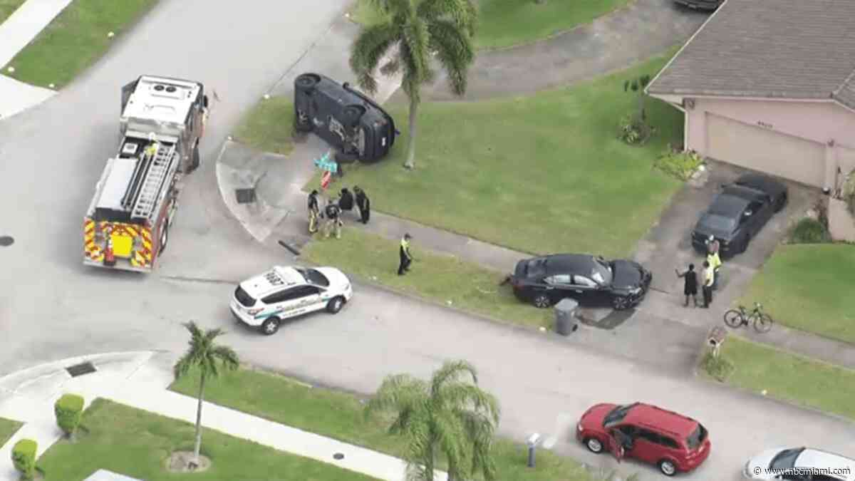 4 people flee scene after rollover crash in West Park, BSO says