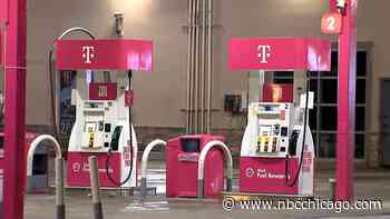 Chicago gas station selling gas for $1.99 per gallon for several hours Tuesday