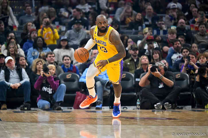Reacts: Should LeBron James return next season?