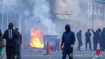 Chaos in Belfast nach brutaler Attacke – ausländerfeindliche Proteste eskalieren