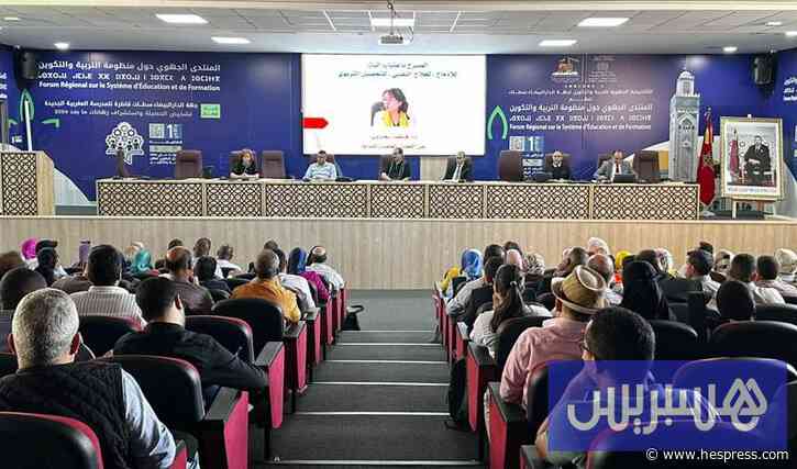 نقاش يثير الأدوار العلاجية للمسرح