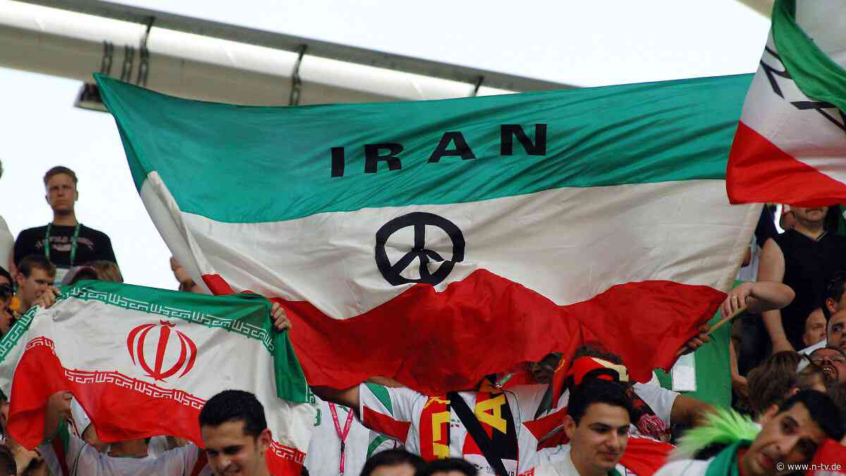 Flaggen-Verbot gefordert: Irans Sportminister droht der FIFA mit Abbruch von WM-Spielen