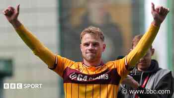 Swansea agree deal for Celtic defender Welsh