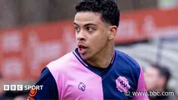 Yeovil bring in midfielder Powell on two-year deal