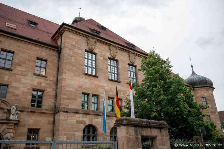 Prozess: Tierschützer auf dem Hof des Bauernpräsidenten