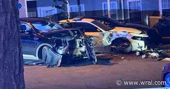 17-year-old shot before crashing into cars at Sanford apartment complex dies, police say