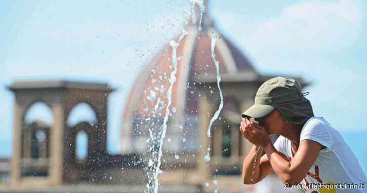 Non solo lino e cotone: guida pratica ai tessuti che è meglio indossare quando fa caldo