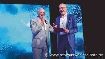 Nach 40 Jahren an der Boysen-Spitze: Rolf Geisel wird mit Bürgermedaille der Stadt Nagold und Straßenname geehrt