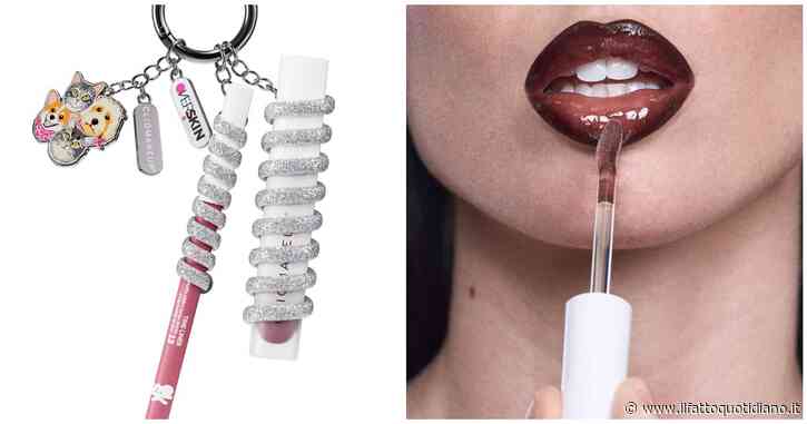 Il rossetto non si mette più in borsa, ma fuori: dai lip-gloss per smartphone ai ciondoli con la combo labbra, i beauty charms sono il trend
